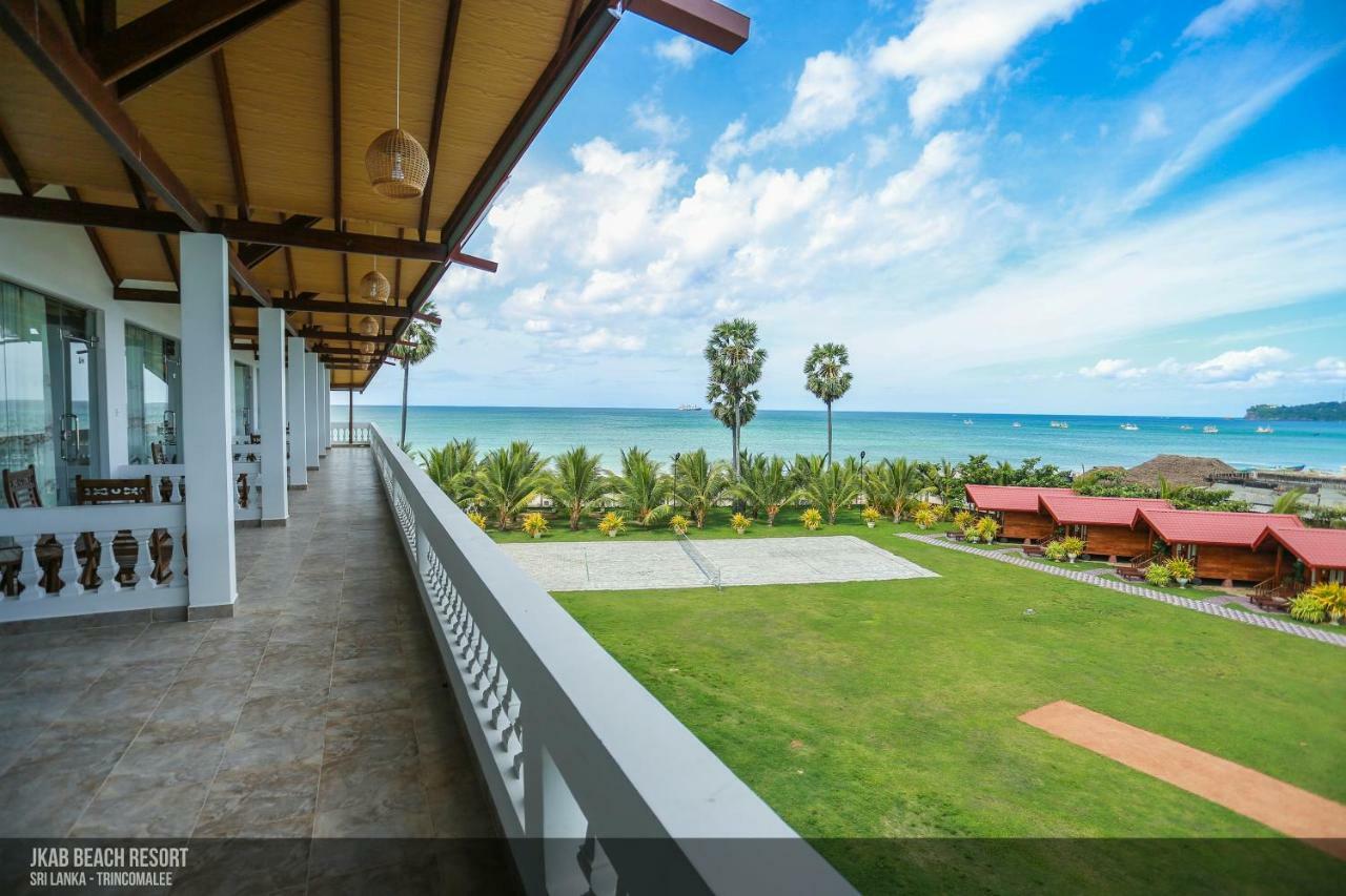 Jkab Beach Resort Тринкомали Экстерьер фото